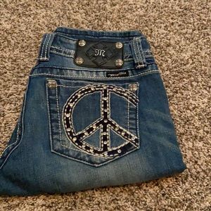 Miss Me Bermuda shorts